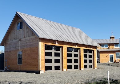 Rustic on the outside, versatile on the inside. Your garage, your way.