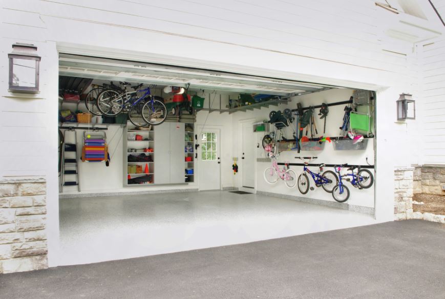 New York garage with organization cabinets and rack sysems